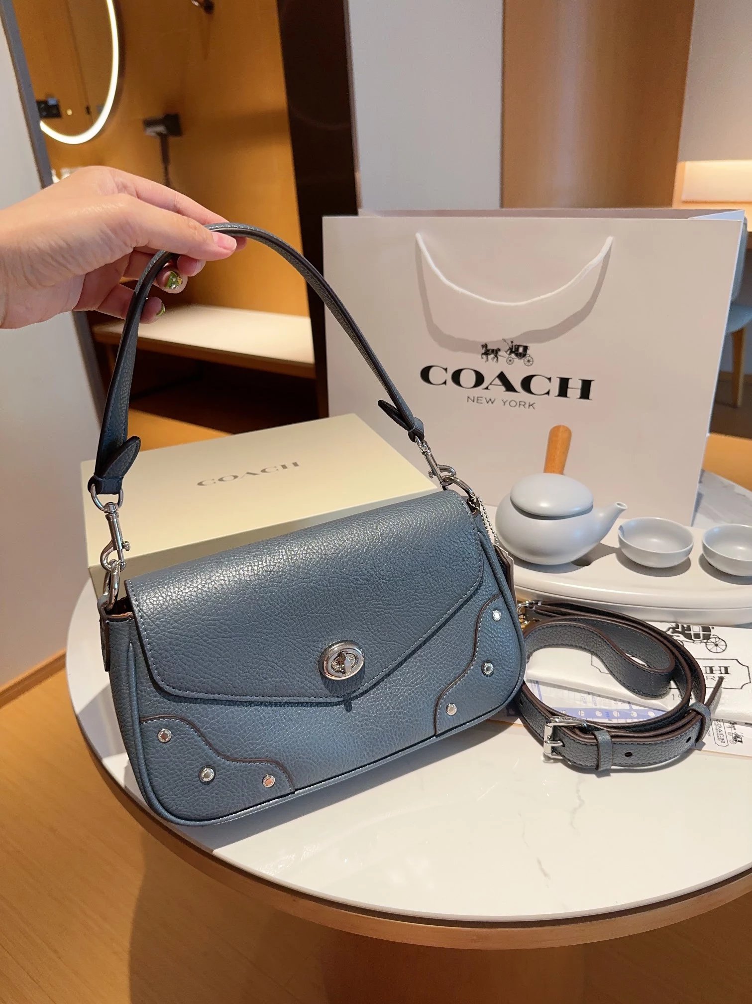 Coach Signature Tote Bag Beige and White with Matching Pouch Handbag - 3