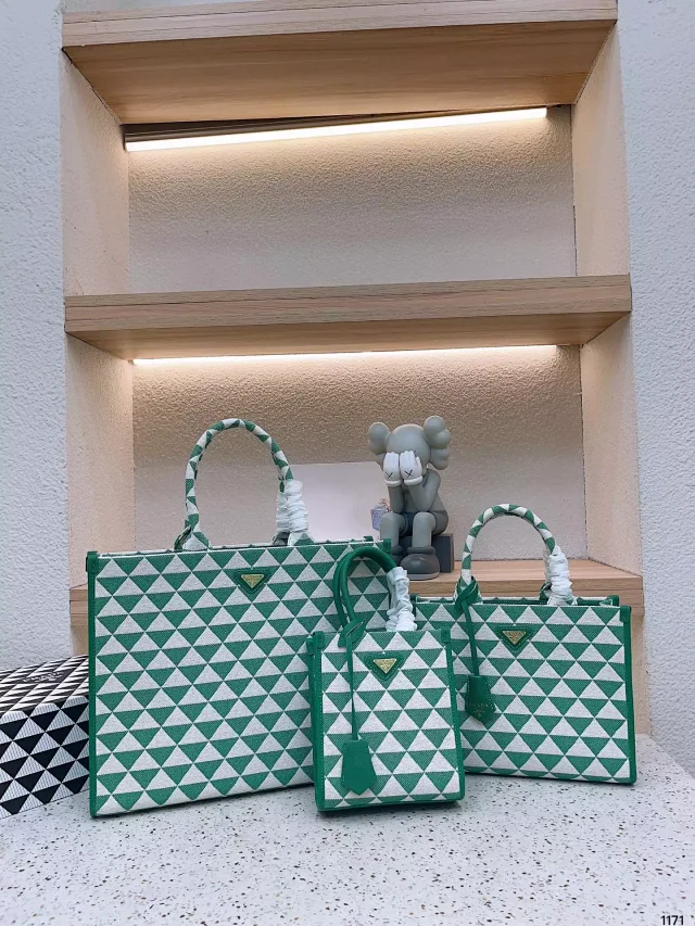 Prada Handbags Top-handle tote bag product detail image 6