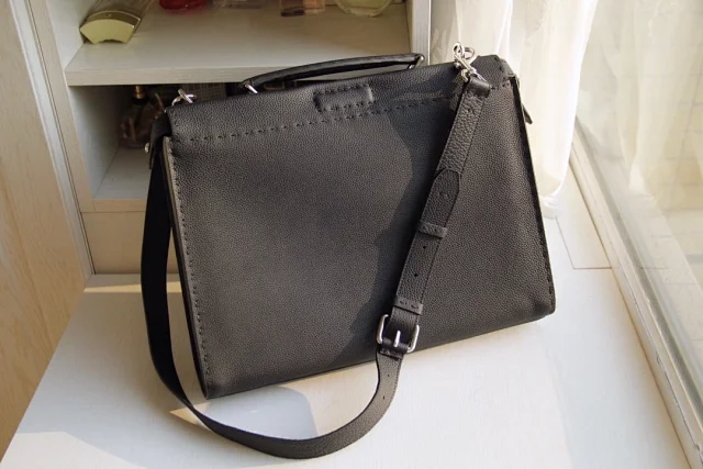 Fendi Crossbody Bags FF Monogram product detail image 2