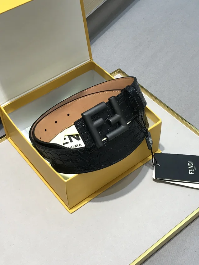 Fendi Belts FF Buckle Reversible Belt product detail image 9