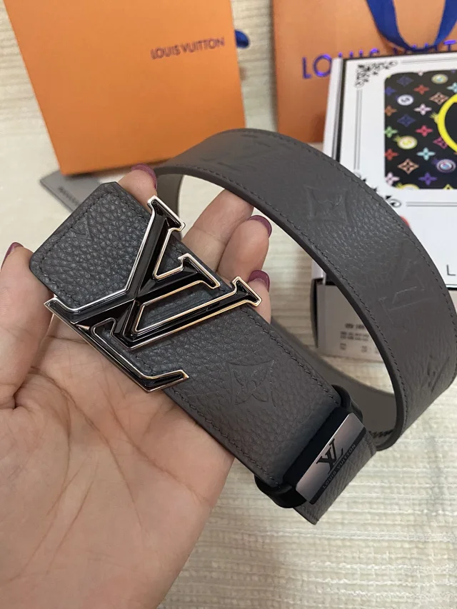 Louis Vuitton Belts LV Monogram Buckle Belt product detail image 3