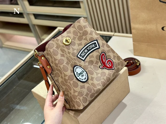 Coach Crossbody Bags Signature Monogram Zip Pouch Bag product detail image 15