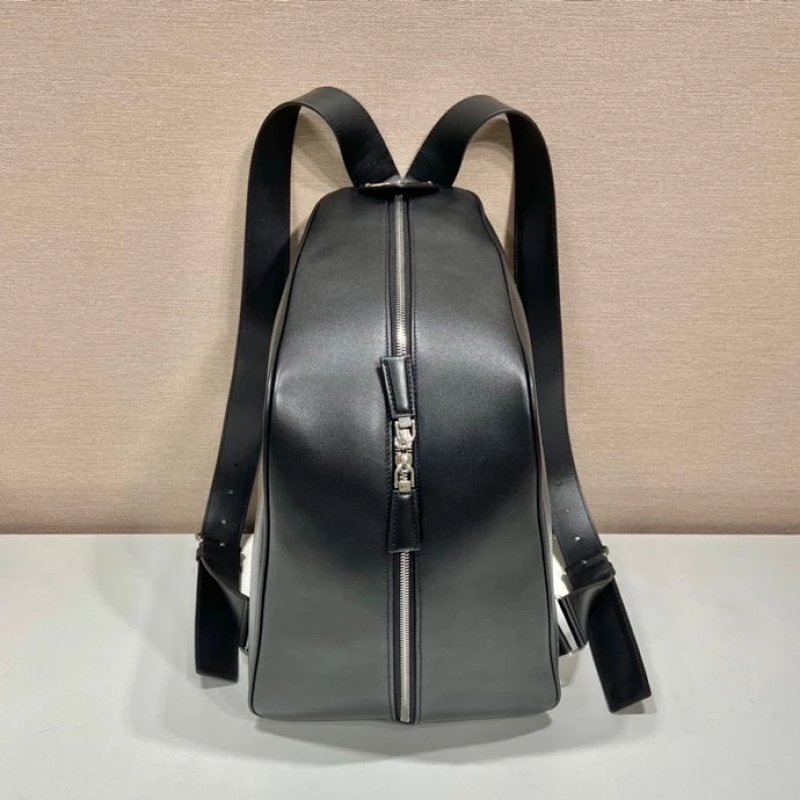 Minimalist Leather Backpack Black