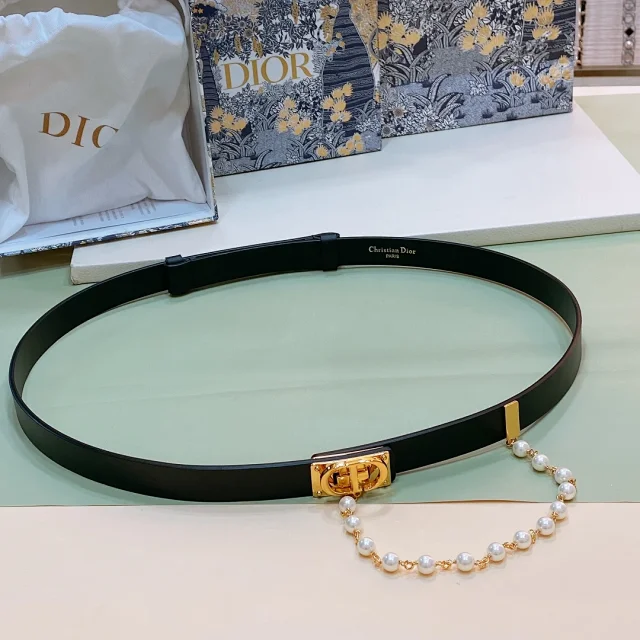 Dior Belts Logo Buckle Belt product detail image 4