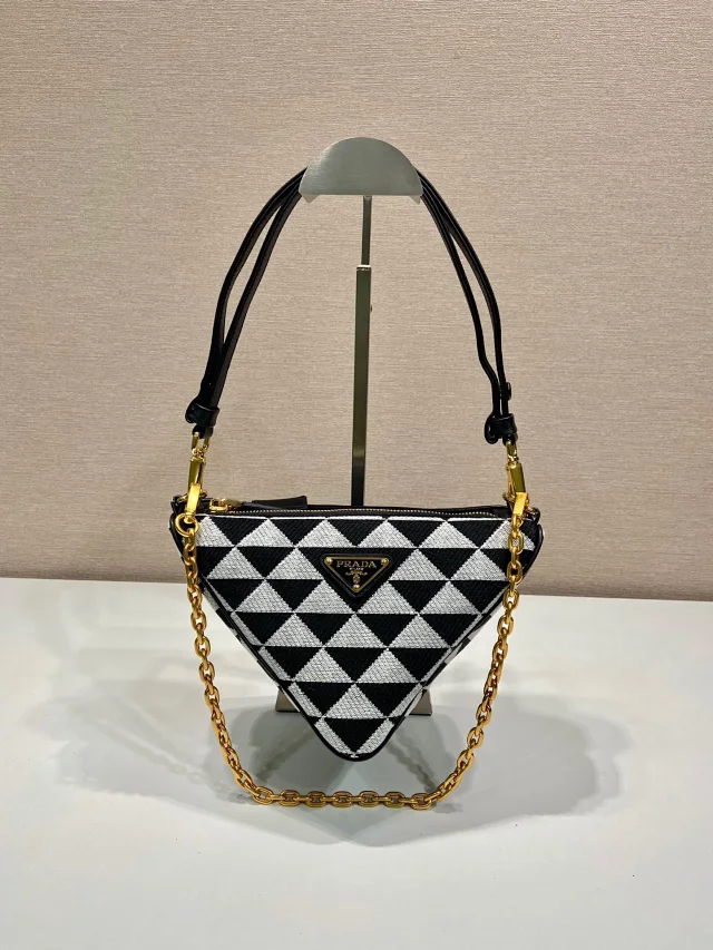 Prada Shoulder Bags Triangular chain-detail bag product detail image 3