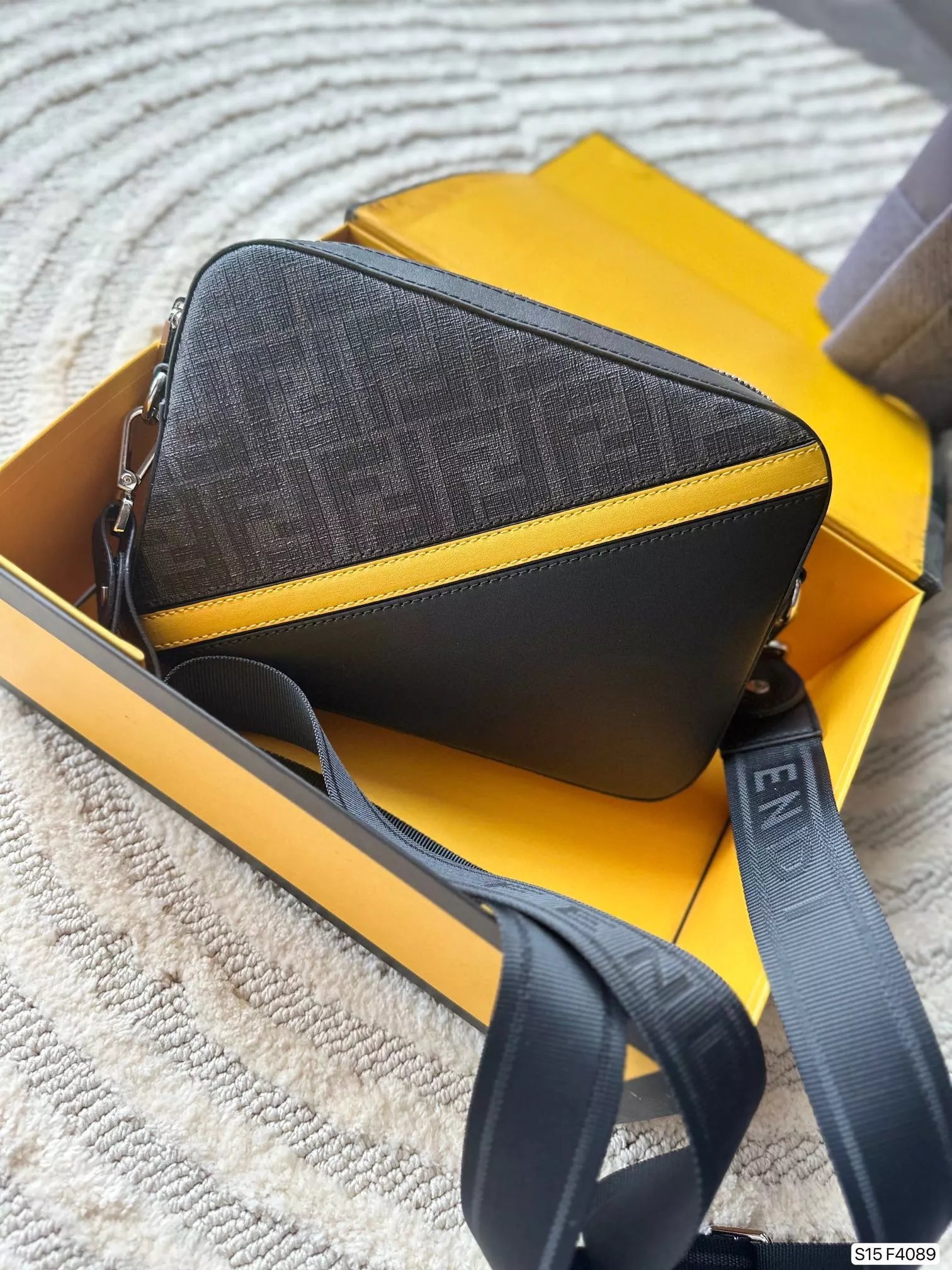 Fendi x Karl Lagerfeld Camera Bag Black and Yellow Crossbody Bag - 4