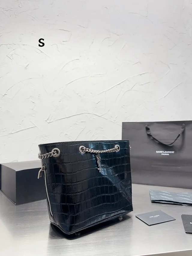 Saint Laurent Crossbody Bags Adjustable Strap product detail image 11
