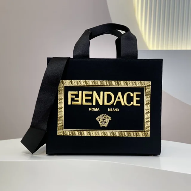 Fendi Handbags Top-Handle Tote with Shoulder Strap product detail image 12