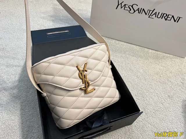 Saint Laurent Crossbody Bags Adjustable Strap product detail image 8