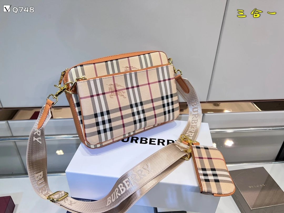 Burberry Vintage Check Messenger Bag Beige Multicolor Crossbody Bag - 2