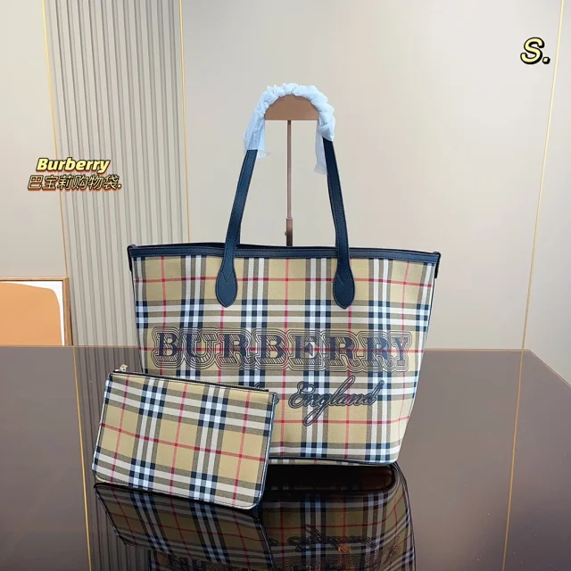 Burberry Handbags Check canvas tote bag product detail image 1