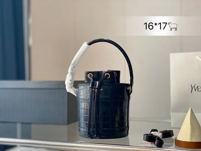 Saint Laurent Crossbody Bags Adjustable Strap product detail image 12
