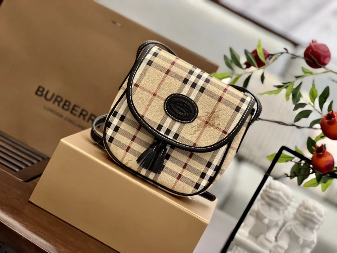 Burberry Vintage Check Saddle Bag Beige Crossbody Bag - 2
