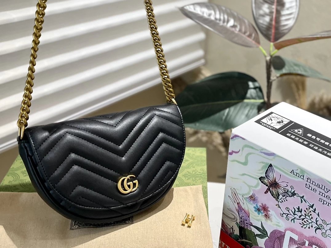 Gucci Horsebit 1955 Mini Saddle Bag Beige Black Crossbody Bag - 13