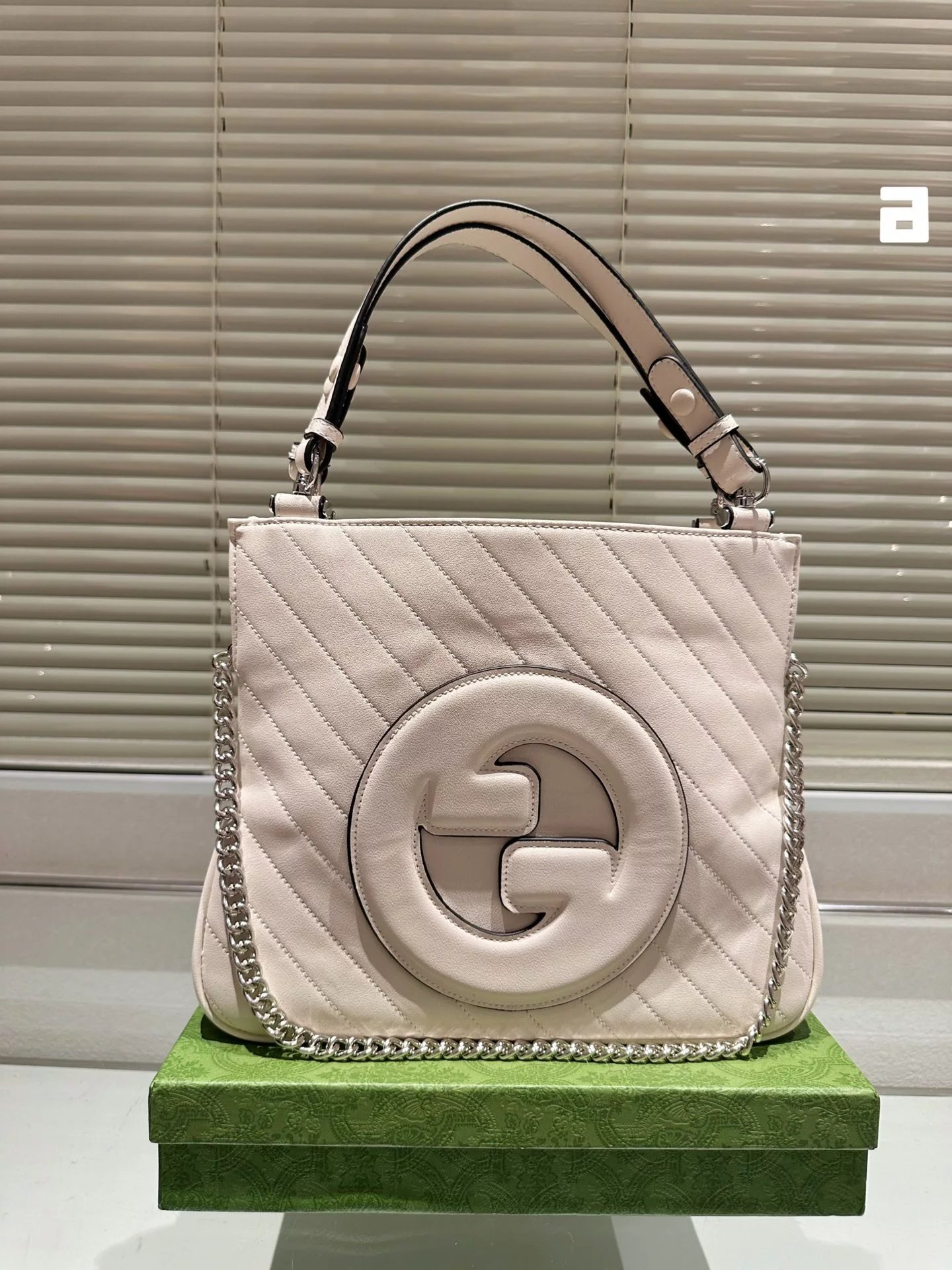 Gucci GG Marmont Quilted Black Leather Chain Shoulder Bag - 11