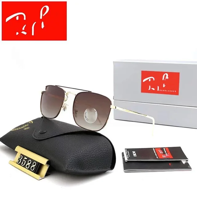 Ray-Ban Aviator sunglasses product detail image 3