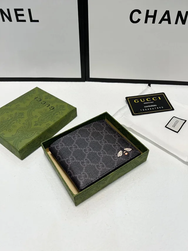 Gucci Wallets & Card Holders Black zip-around wristlet wallet with embossed Double G design product detail image 12