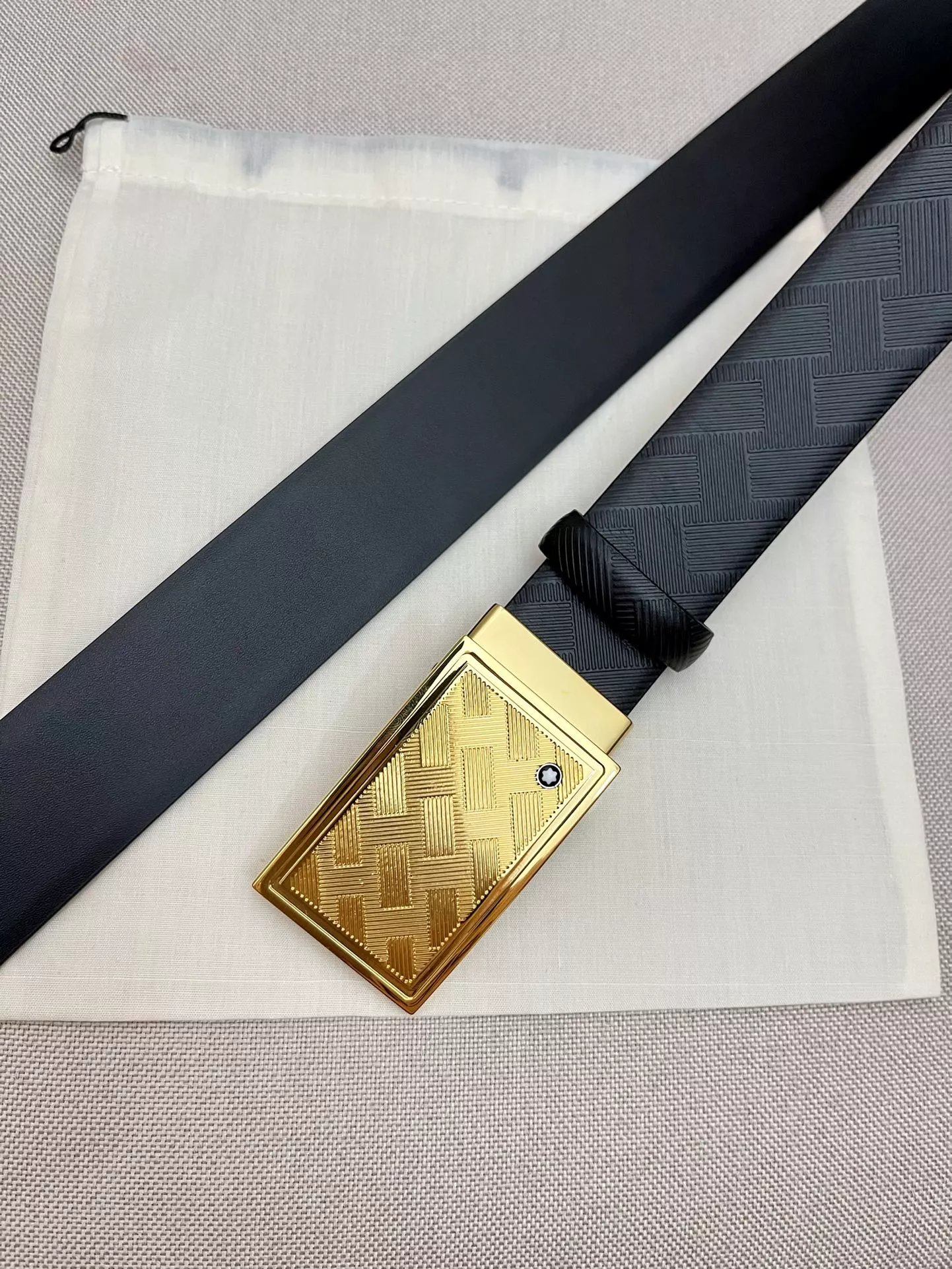 Design Montblanc M Pattern Leather Belt Black Gold Belts - 4