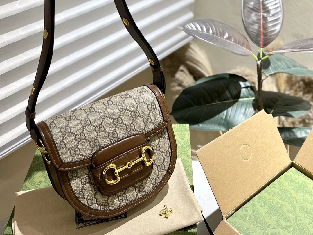 Gucci Horsebit 1955 Mini Saddle Bag Beige Black Crossbody Bag - 5
