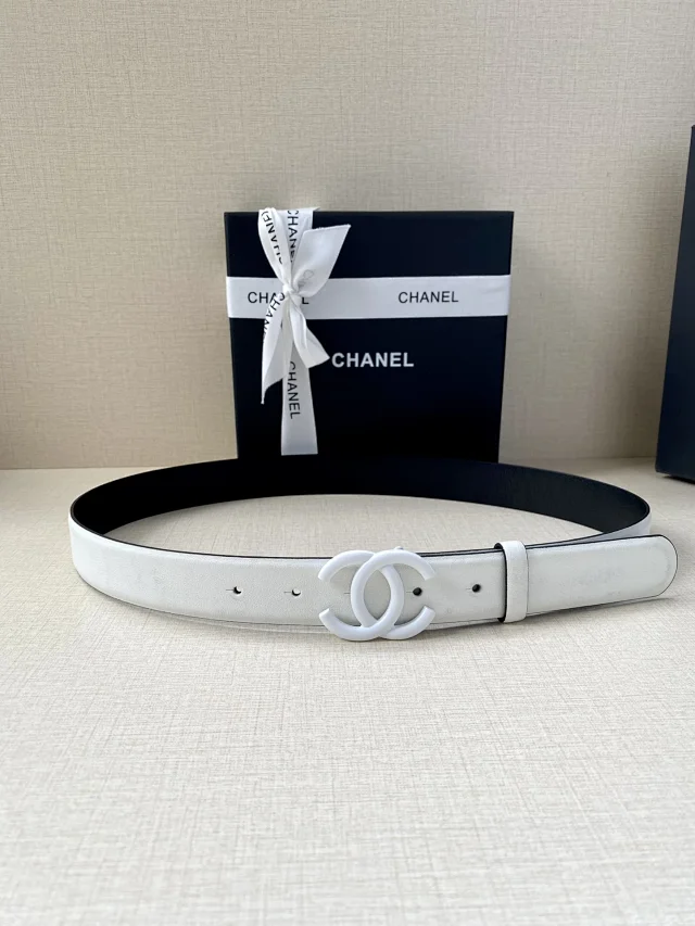 Chanel Belts Interlocking CC Buckle Belt product detail image 3