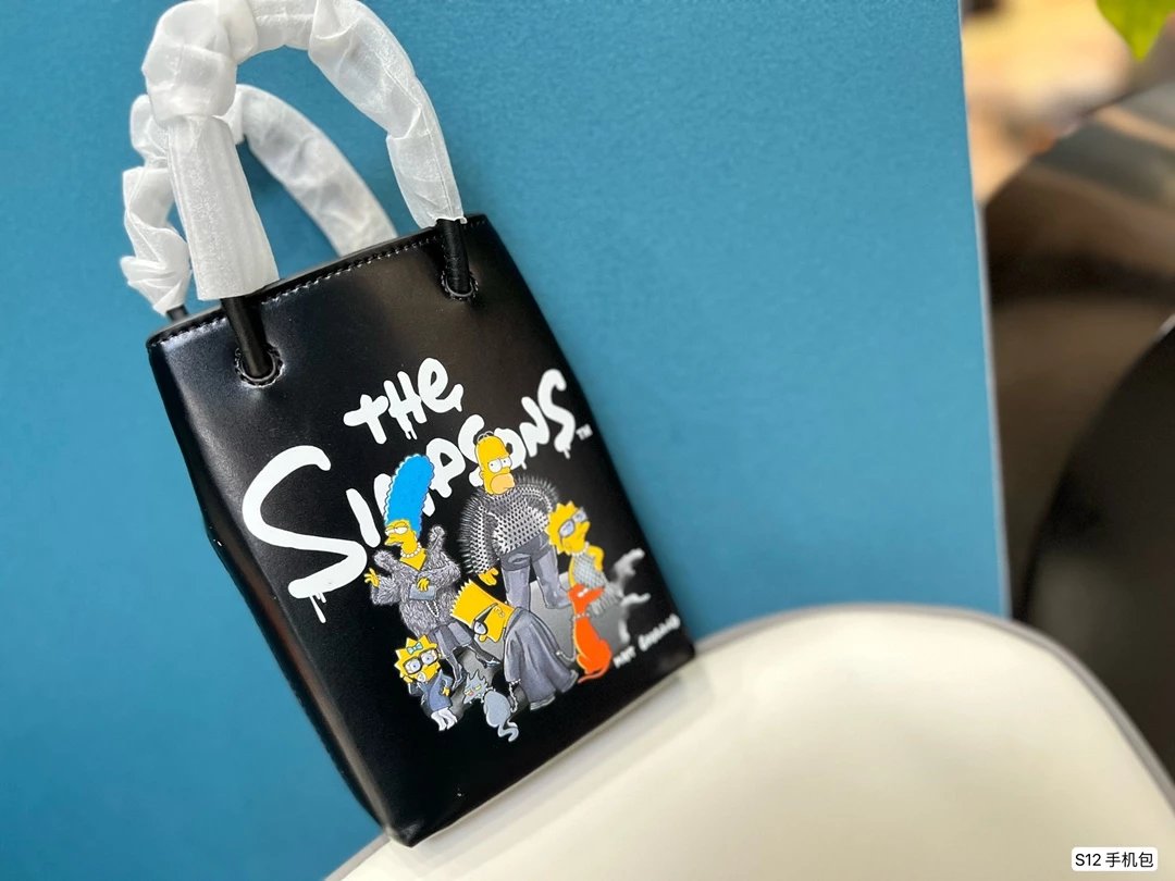 Design The Simpsons x Unknown Brand Mini Tote Bag Black Handbags - 9