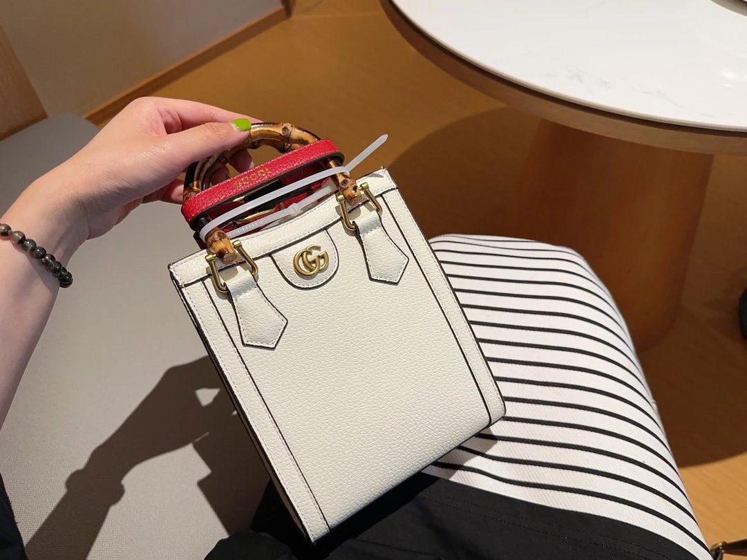 Gucci Canvas Tote Bag Beige Handbag - 4