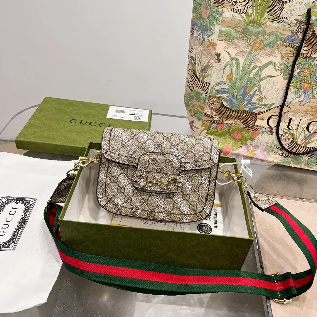 Balenciaga Logo Tote Bag White Handbag - 13