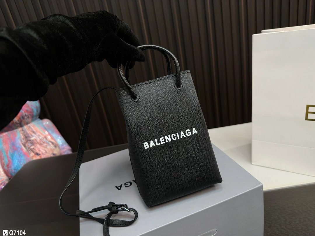 Balenciaga Logo Tote Bag White Handbag - 3