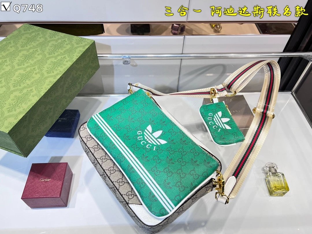 Gucci Blondie Large 30cm White Leather Saddle Bag Crossbody Bags - 2