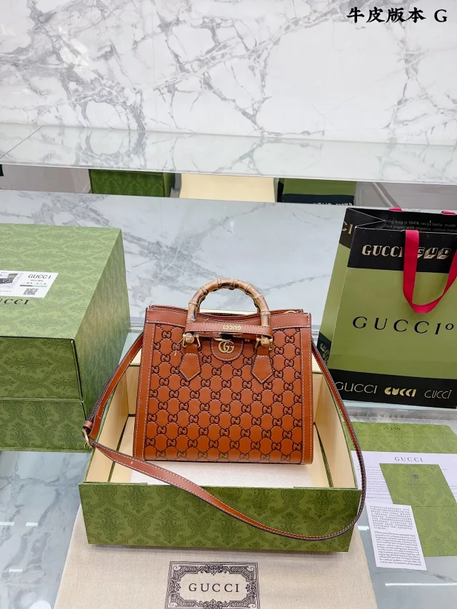 Gucci Handbags Logo Print Tote Bag product detail image 6