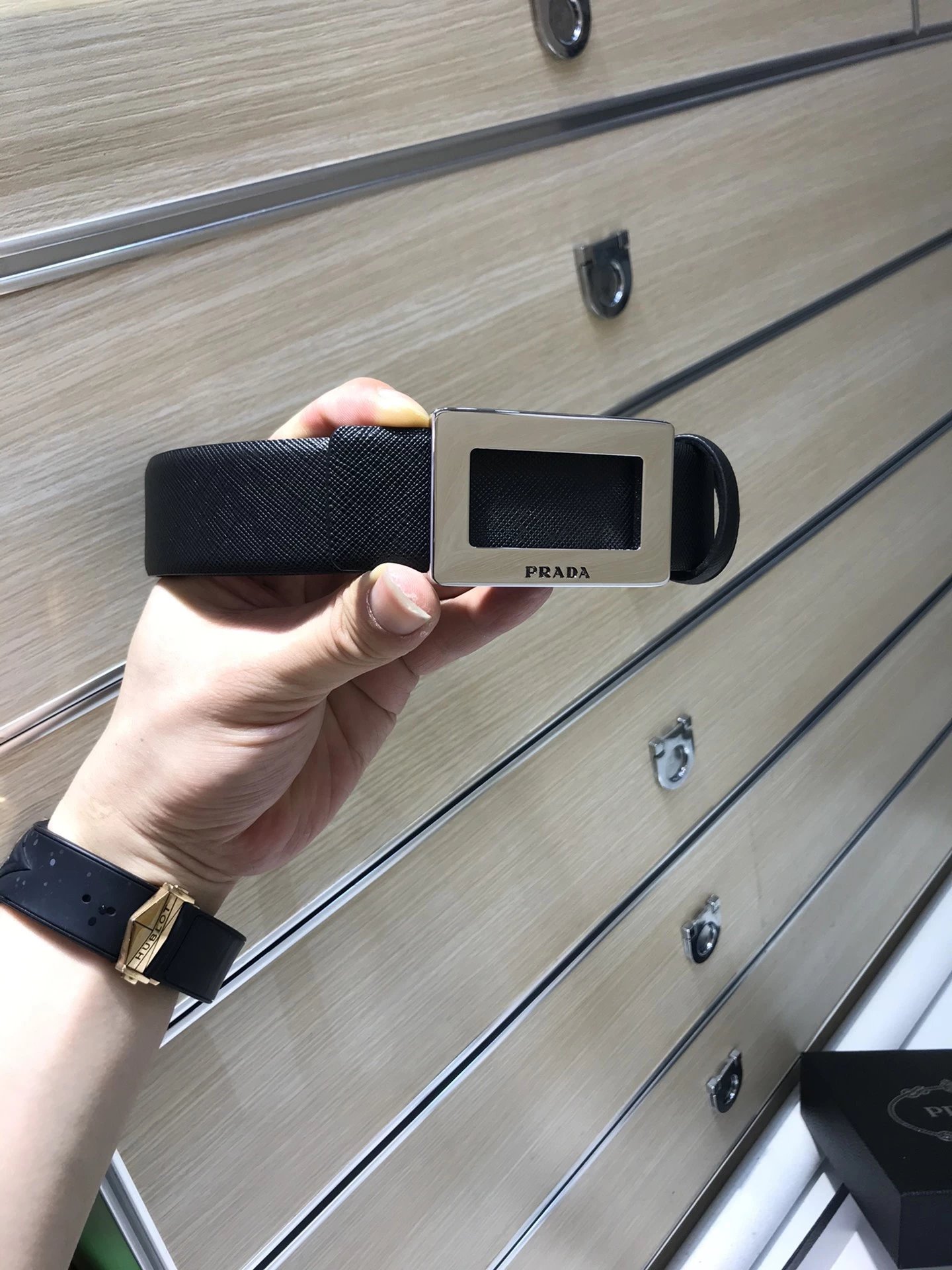 Prada Reversible Leather Belt Black / Gold - 7