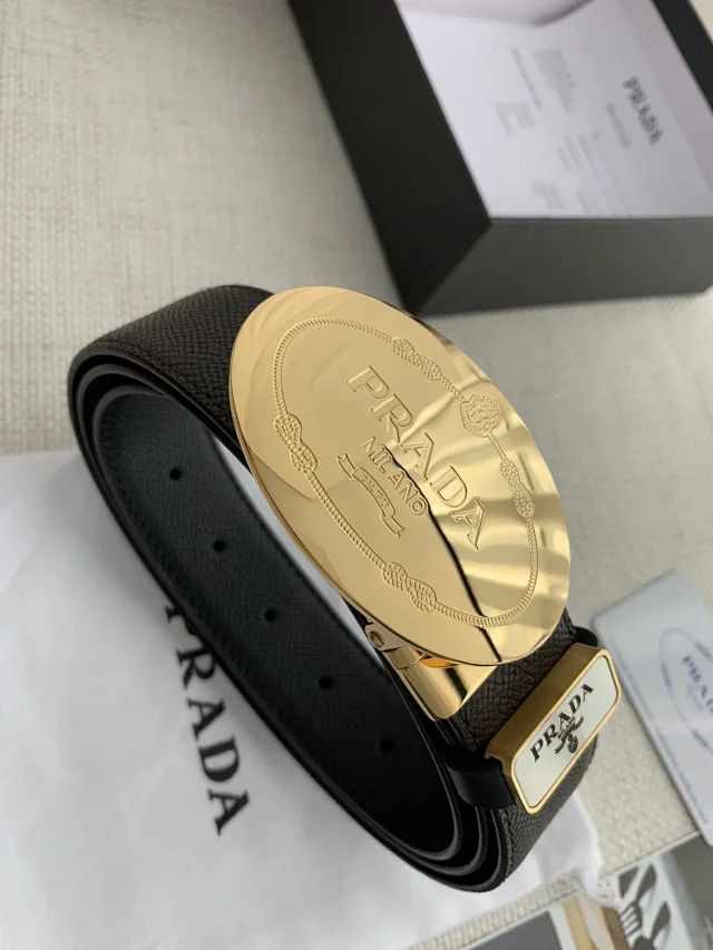 Prada Belts Leather belt with logo buckle product detail image 14