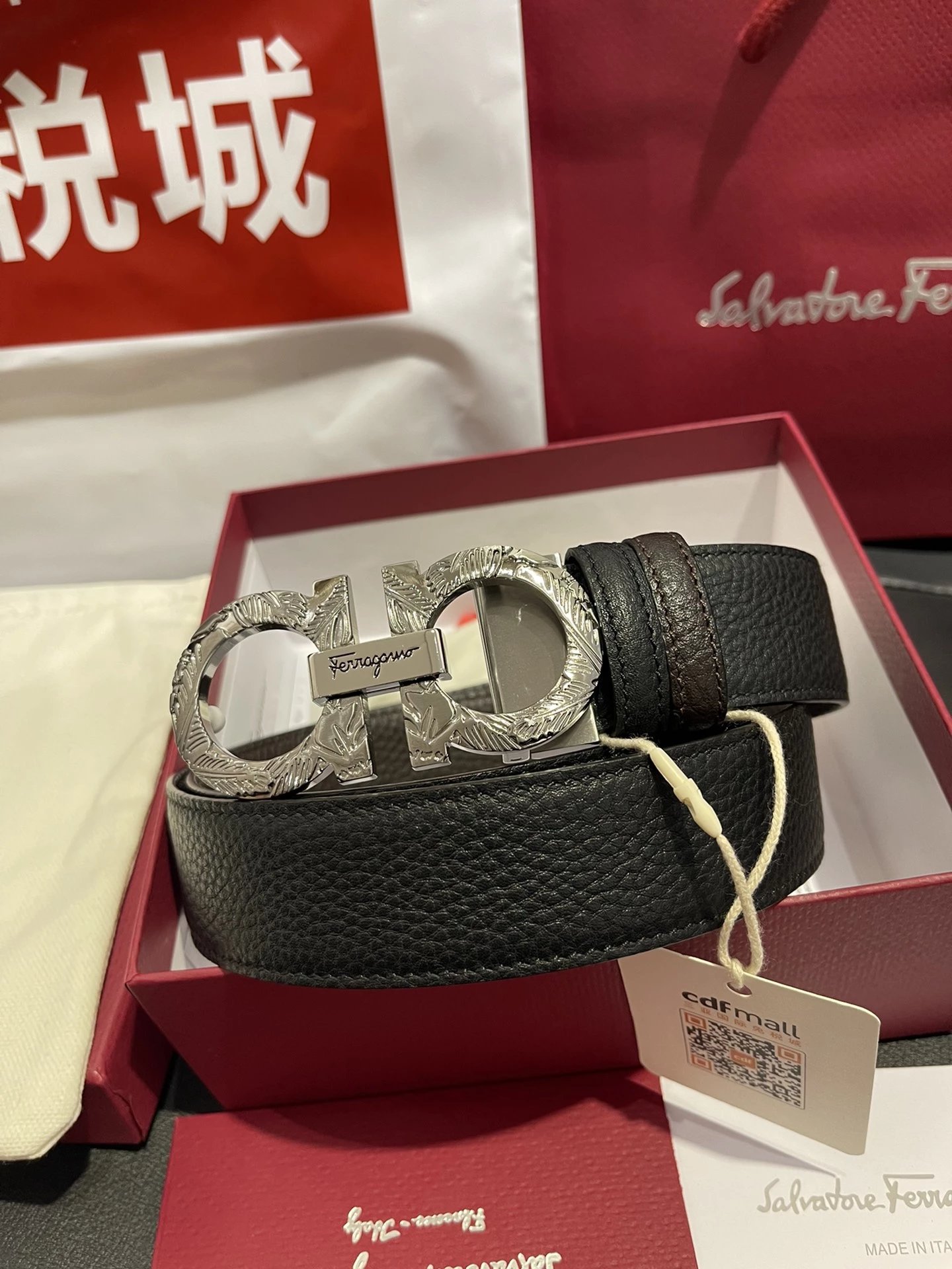 Salvatore Ferragamo Gancini Buckle Black Leather Belt - 13