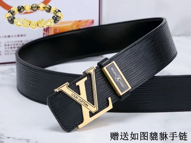 Louis Vuitton Belts LV Initiales buckle belt product detail image 1
