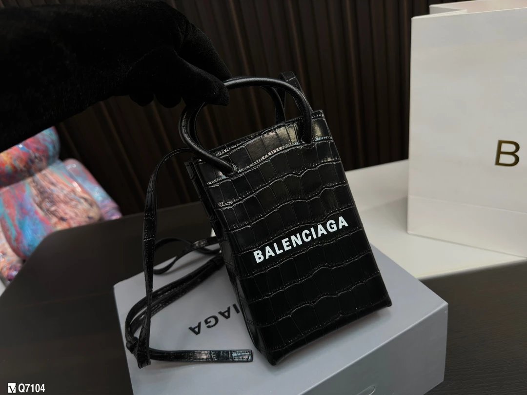 Balenciaga Logo Tote Bag White Handbag - 4