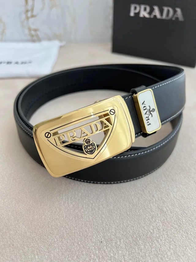 Prada Belts Leather belt with logo buckle product detail image 5