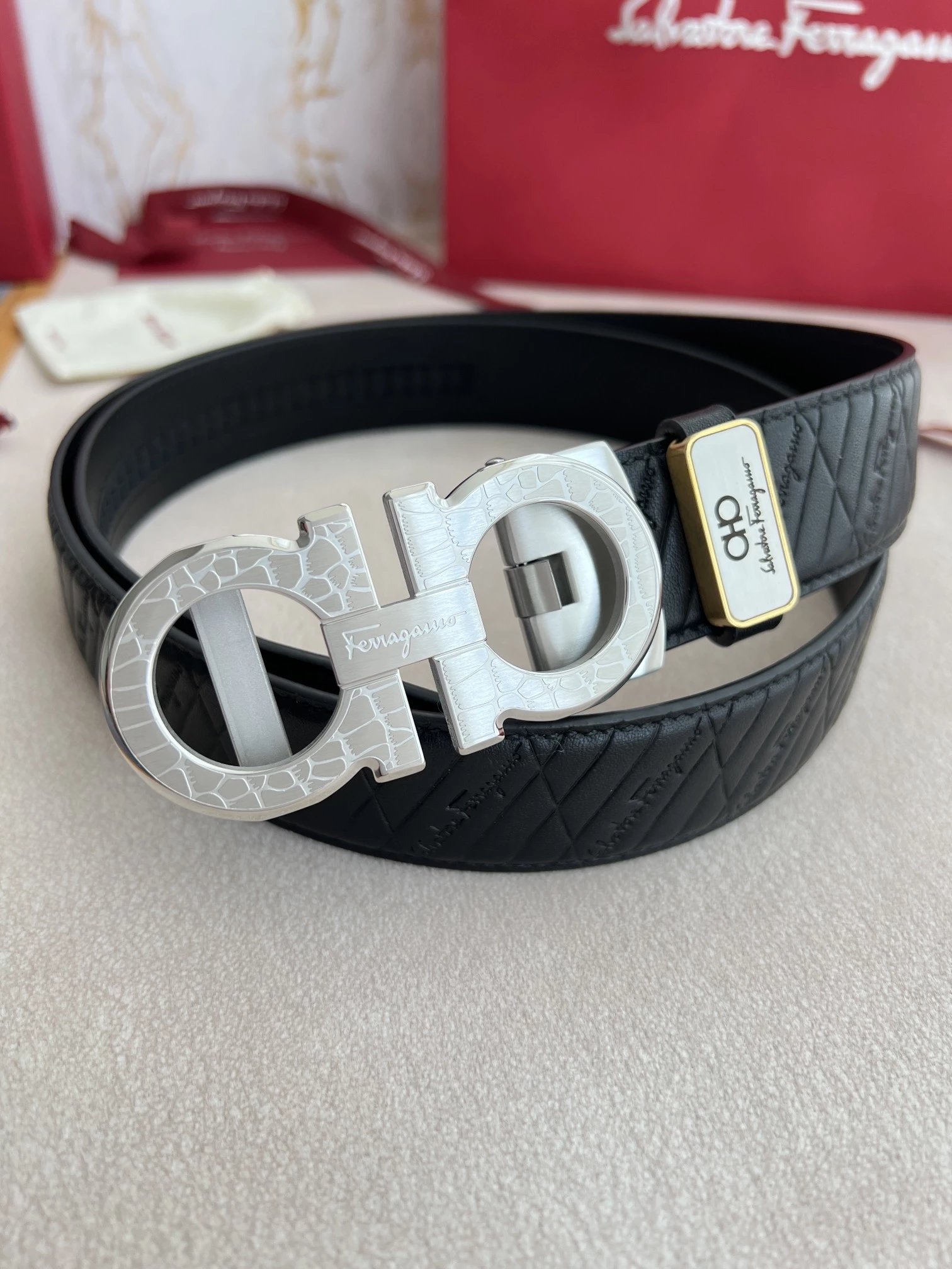 Salvatore Ferragamo Gancini Double Gancini Buckle Black Leather Belt - 14