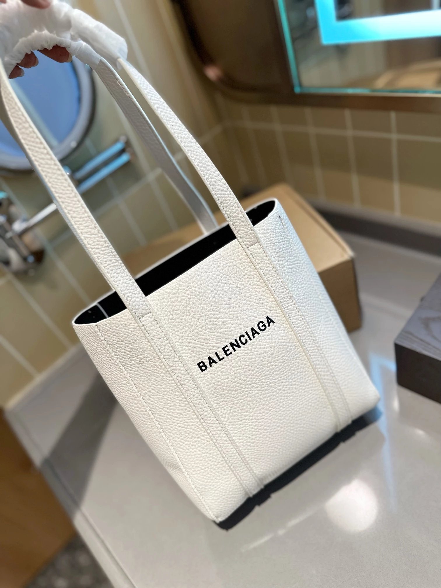 Gucci Canvas Tote Bag Beige Handbag - 11