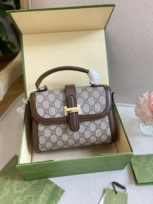 Gucci Shoulder Bags Top-Handle Bag with Chain Strap and Horsebit Detail product detail image 15