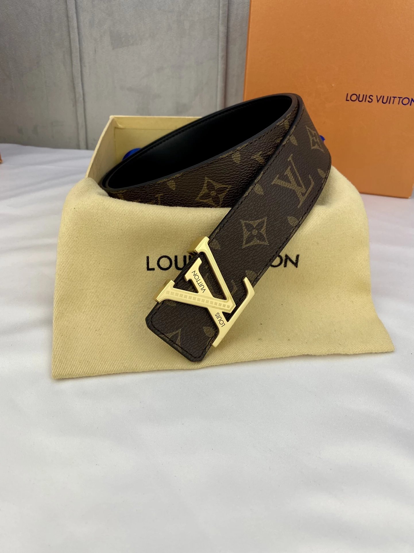 Louis Vuitton Reversible Monogram Belt Brown / Gold Leather Belt - 5