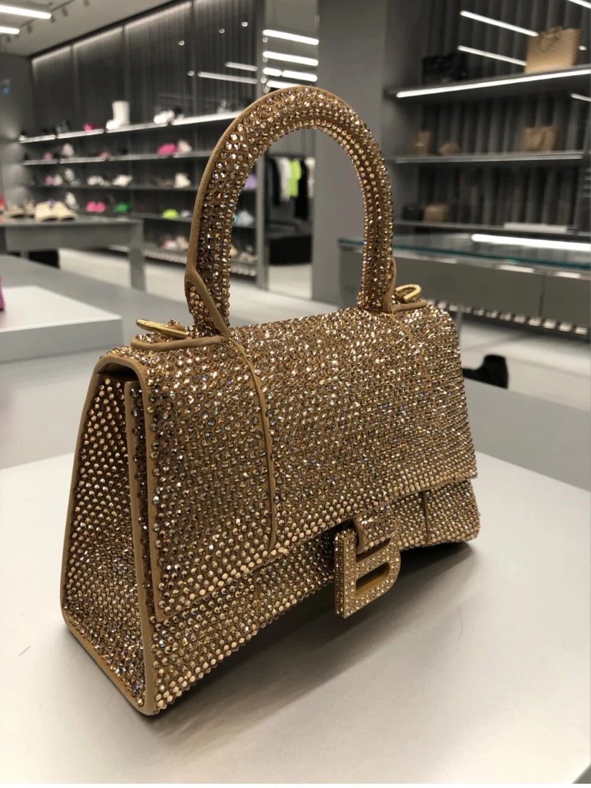 Balenciaga Hourglass Mini White Croc-Embossed Chain Bag Shoulder Bags - 4