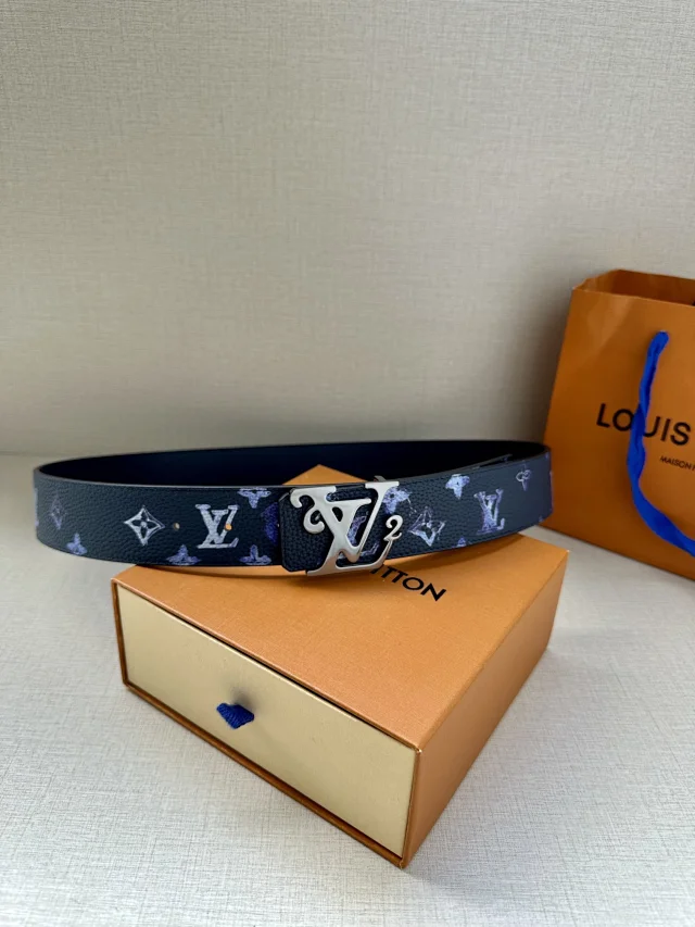 Louis Vuitton Belts LV Initials Buckle Monogram Belt product detail image 3