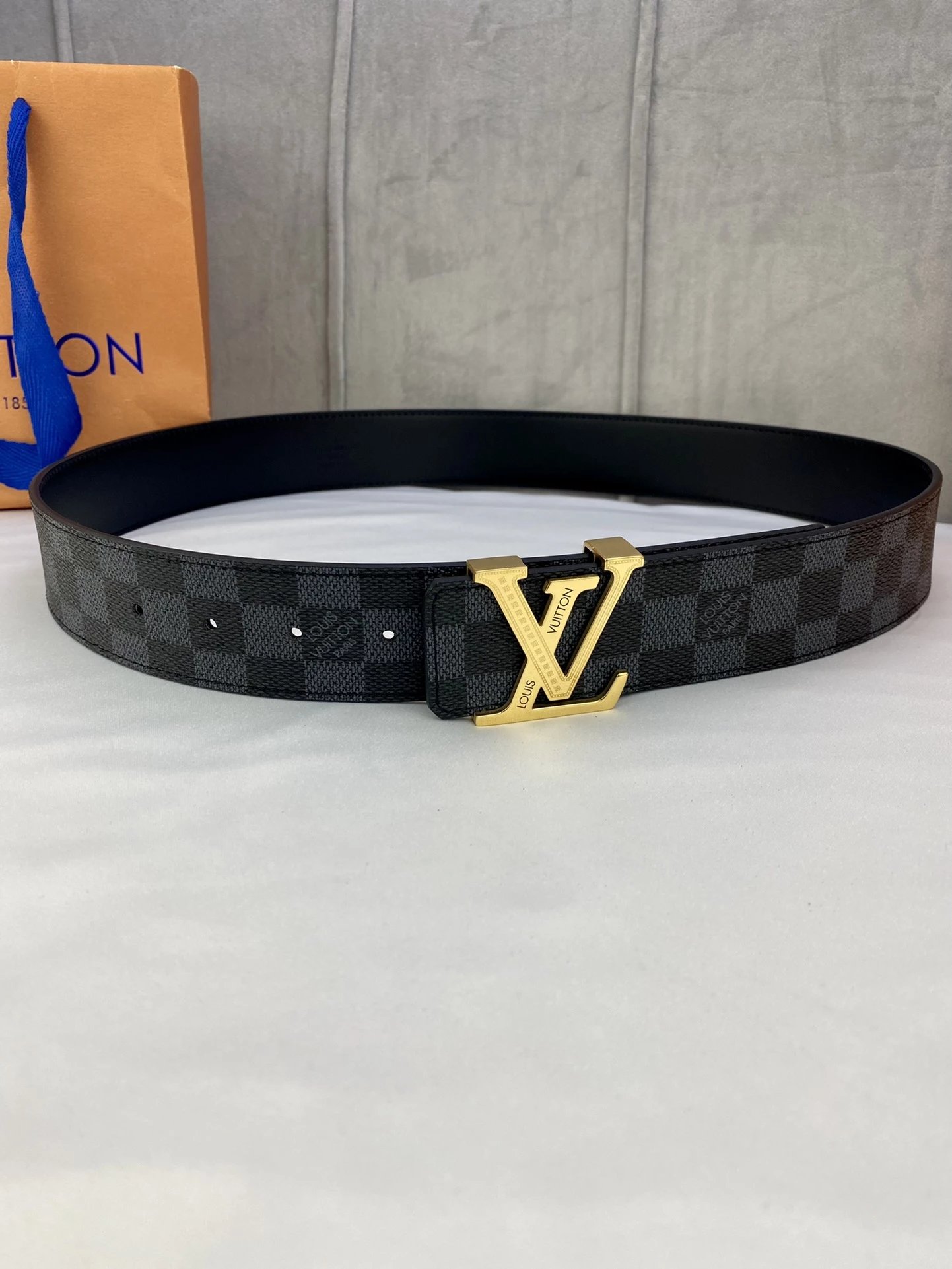 Louis Vuitton Reversible Monogram Belt Brown / Gold Leather Belt - 7
