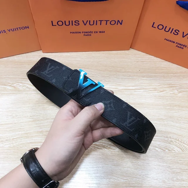 Louis Vuitton Belts Link 20 Belt with LV Monogram Buckle product detail image 8