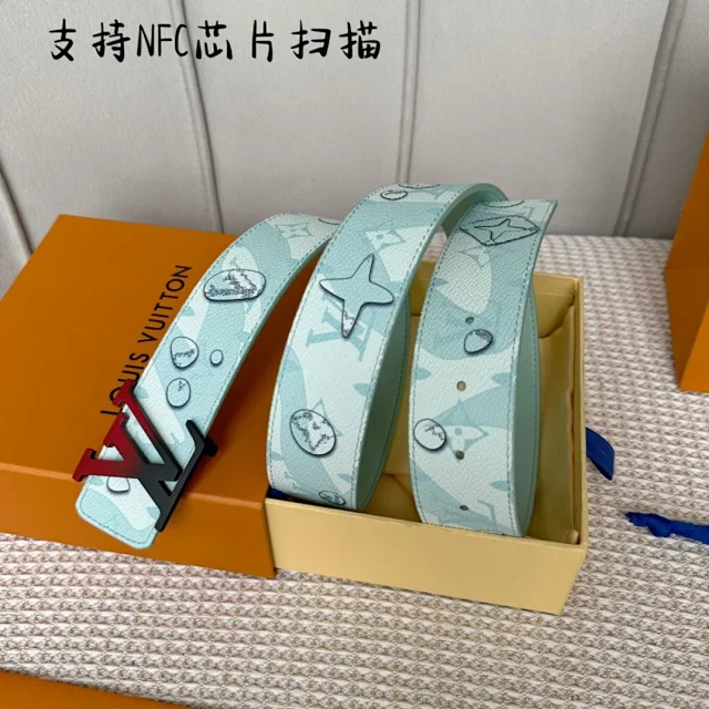 Louis Vuitton Belts LV Initials buckle belt product detail image 11