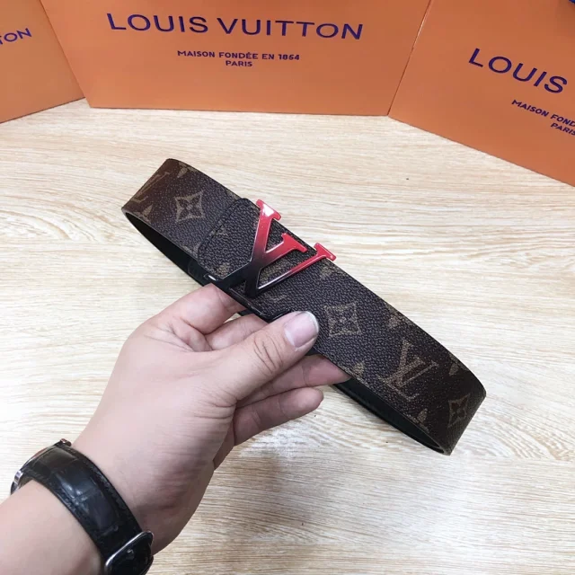 Louis Vuitton Belts Link 20 Belt with LV Monogram Buckle product detail image 9