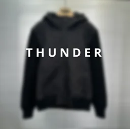 thumbnail for D绣花毛织拼接棉服