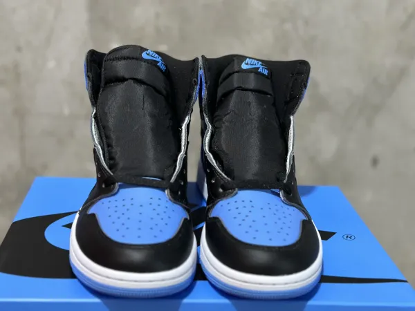 Air Jordan 1 High OG Pine Green Sneakers - 25