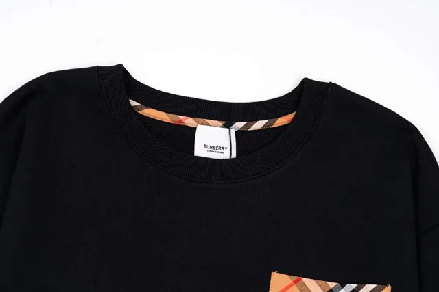 Burberry Hoodies & Sweatshirts Logo Graphic Crewneck Sweatshirt product detail image 15