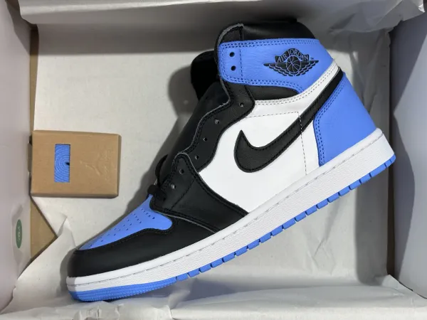 Air Jordan 1 High OG Pine Green Sneakers - 32